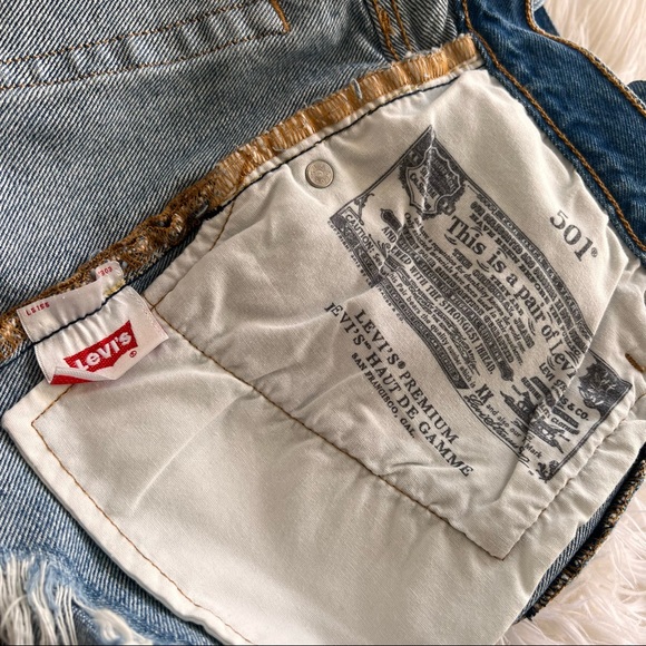 SOLD Levi's Premium 501 Women's Shorts 25 - Picture 9 of 9